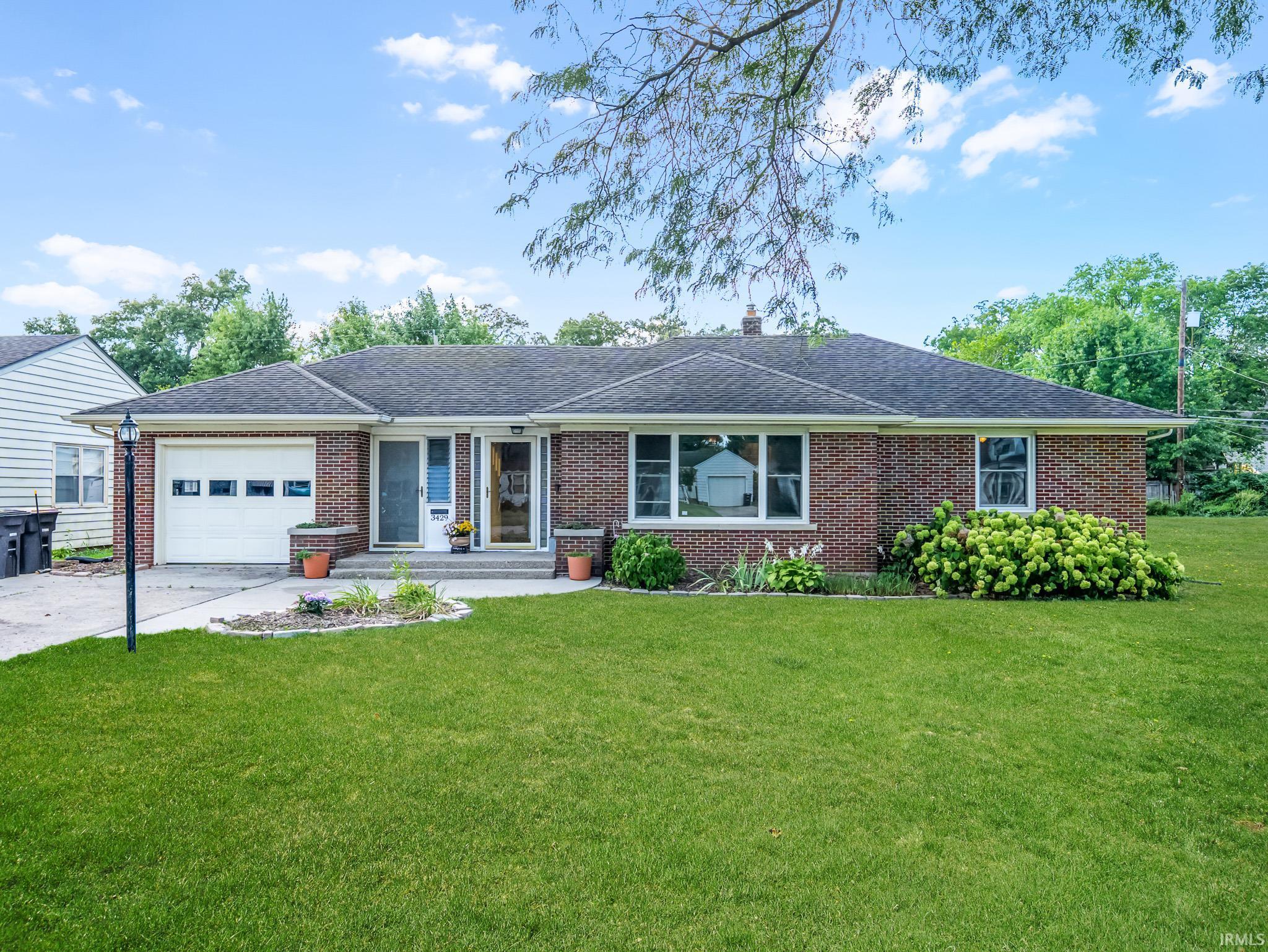 3429 Rolston Street Fort Wayne, IN 46805 - Photo 1 of 25