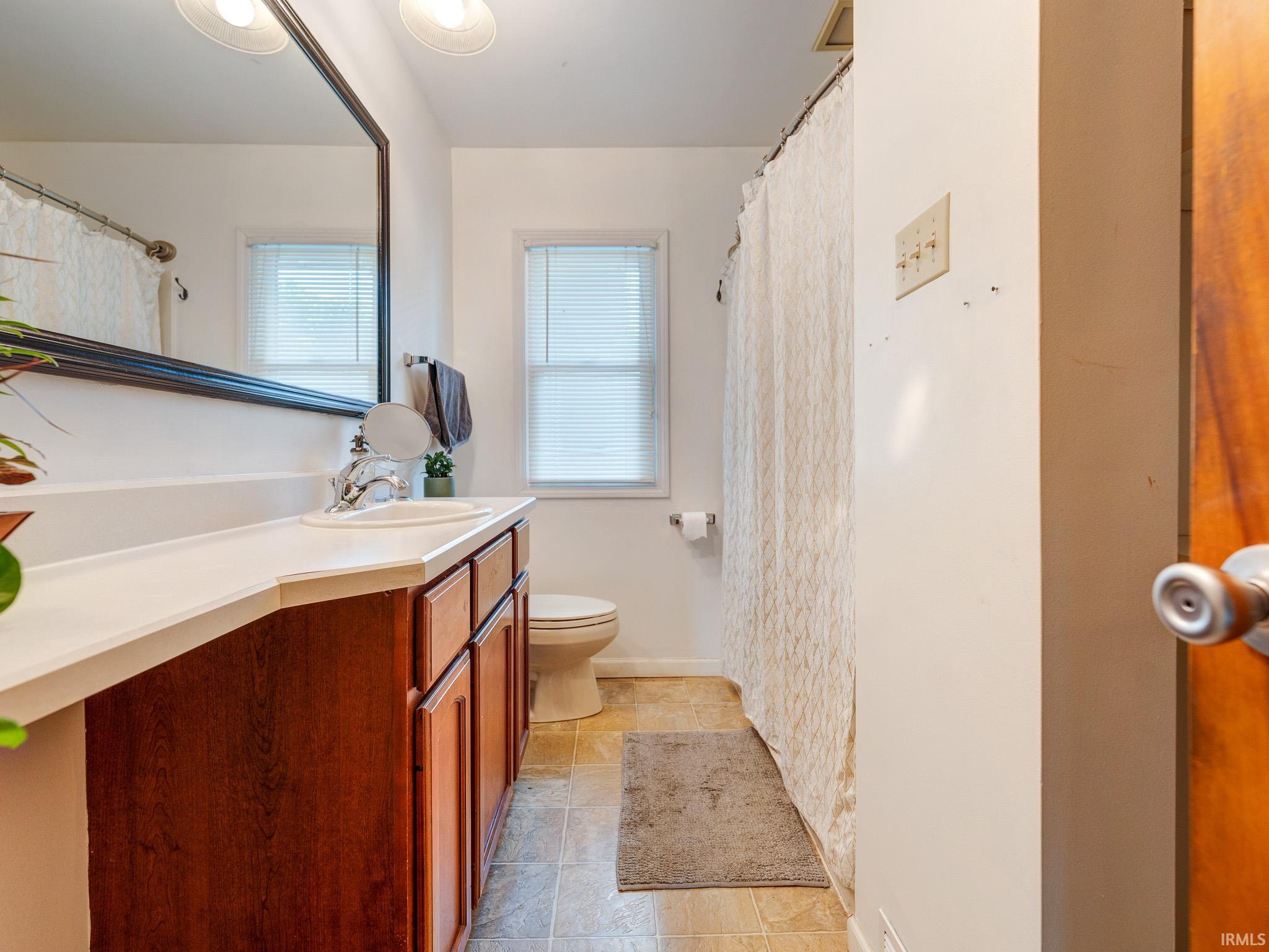 3429 Rolston Street Fort Wayne, IN 46805 - Photo 8 of 25