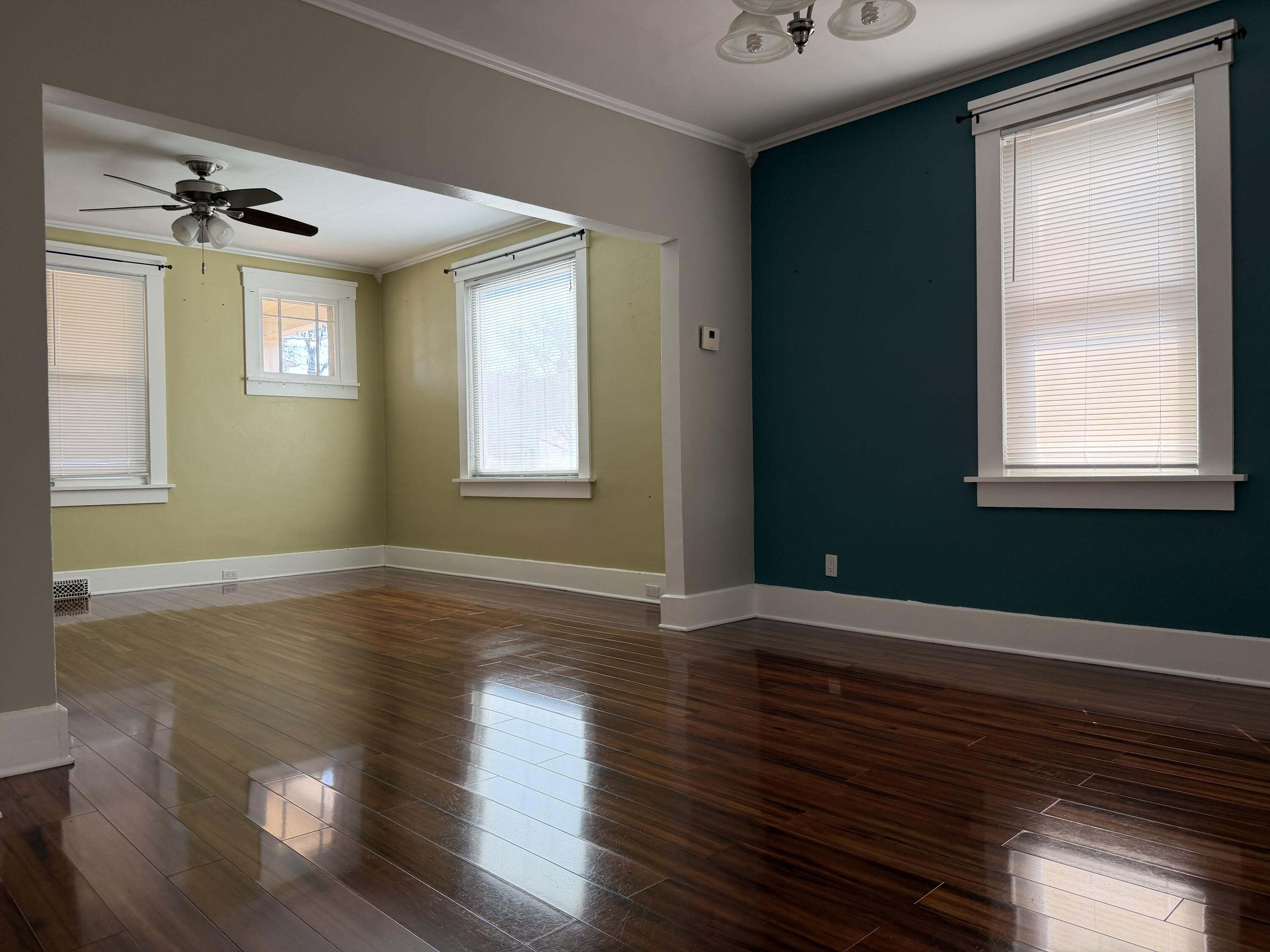 1000 Hayes Avenue Racine, WI 53405 - Photo 5 of 35 Dining Room