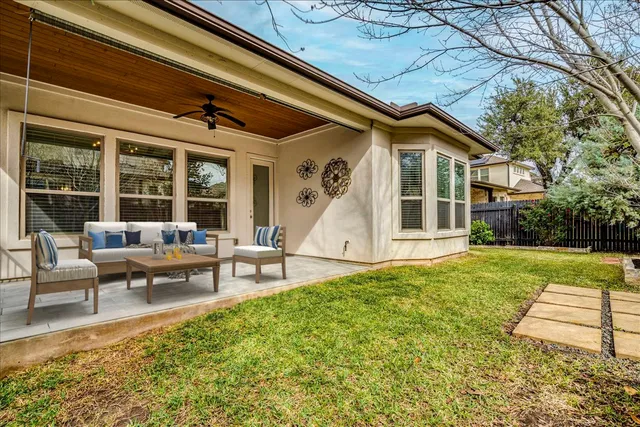 $689,000 | 6729 Vicenza Drive, Austin, TX 78739