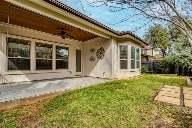 $689,000 | 6729 Vicenza Drive, Austin, TX 78739