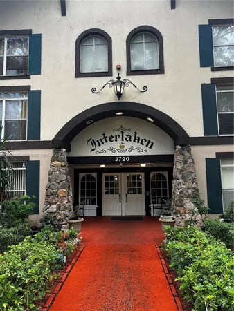$2,150 | 3720 Inverrary Drive, Unit 1W, Lauderhill, FL 33319