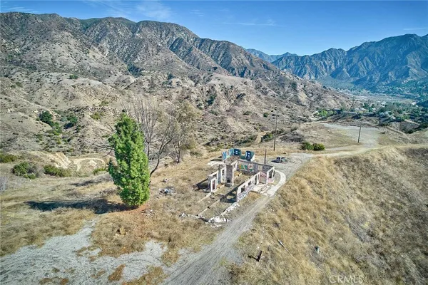 $2,890,000 | 9401 Tujunga Valley Street, Sylmar, CA 91342