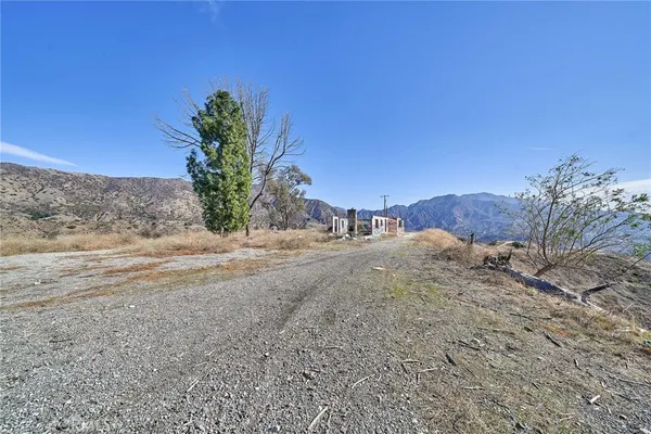 $2,890,000 | 9401 Tujunga Valley Street, Sylmar, CA 91342