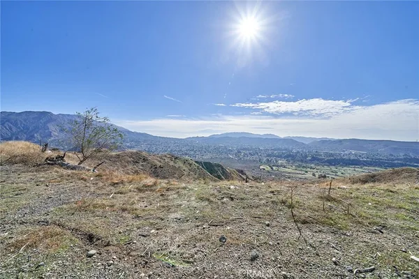 $2,890,000 | 9401 Tujunga Valley Street, Sylmar, CA 91342