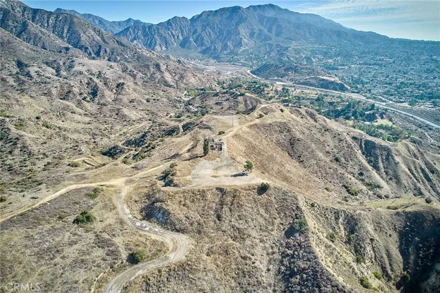 $2,890,000 | 9401 Tujunga Valley Street, Sylmar, CA 91342