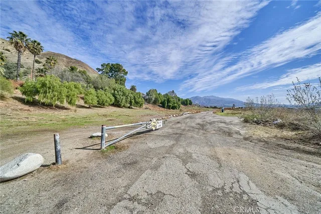 $2,890,000 | 9401 Tujunga Valley Street, Sylmar, CA 91342