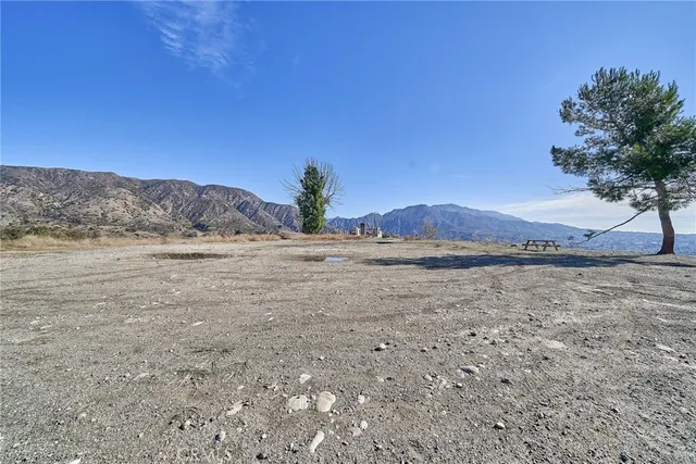 $2,890,000 | 9401 Tujunga Valley Street, Sylmar, CA 91342