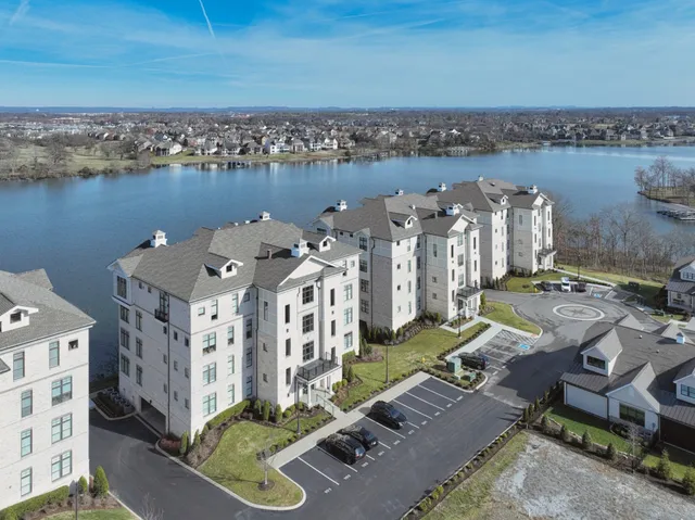 $959,000 | 1024 Club View Drive, Unit E 103, Gallatin, TN 37066