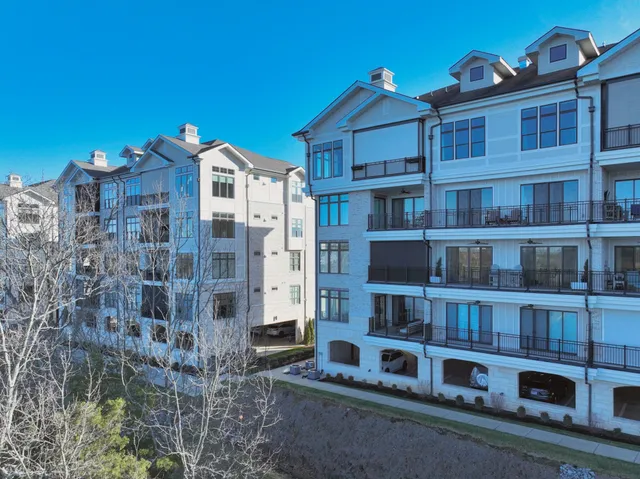 $959,000 | 1024 Club View Drive, Unit E 103, Gallatin, TN 37066