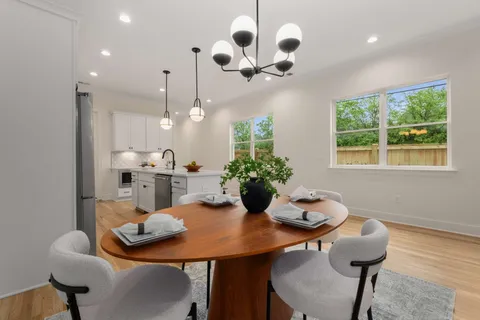 $834,999 | 401 A St Francis Avenue, Nashville, TN 37205