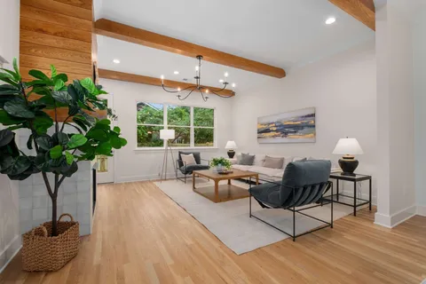 $834,999 | 401 A St Francis Avenue, Nashville, TN 37205