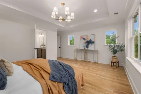 $834,999 | 401 A St Francis Avenue, Nashville, TN 37205