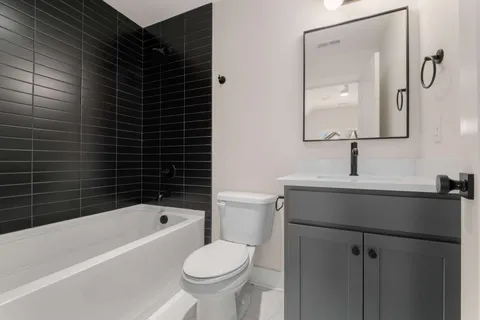 $834,999 | 401 A St Francis Avenue, Nashville, TN 37205
