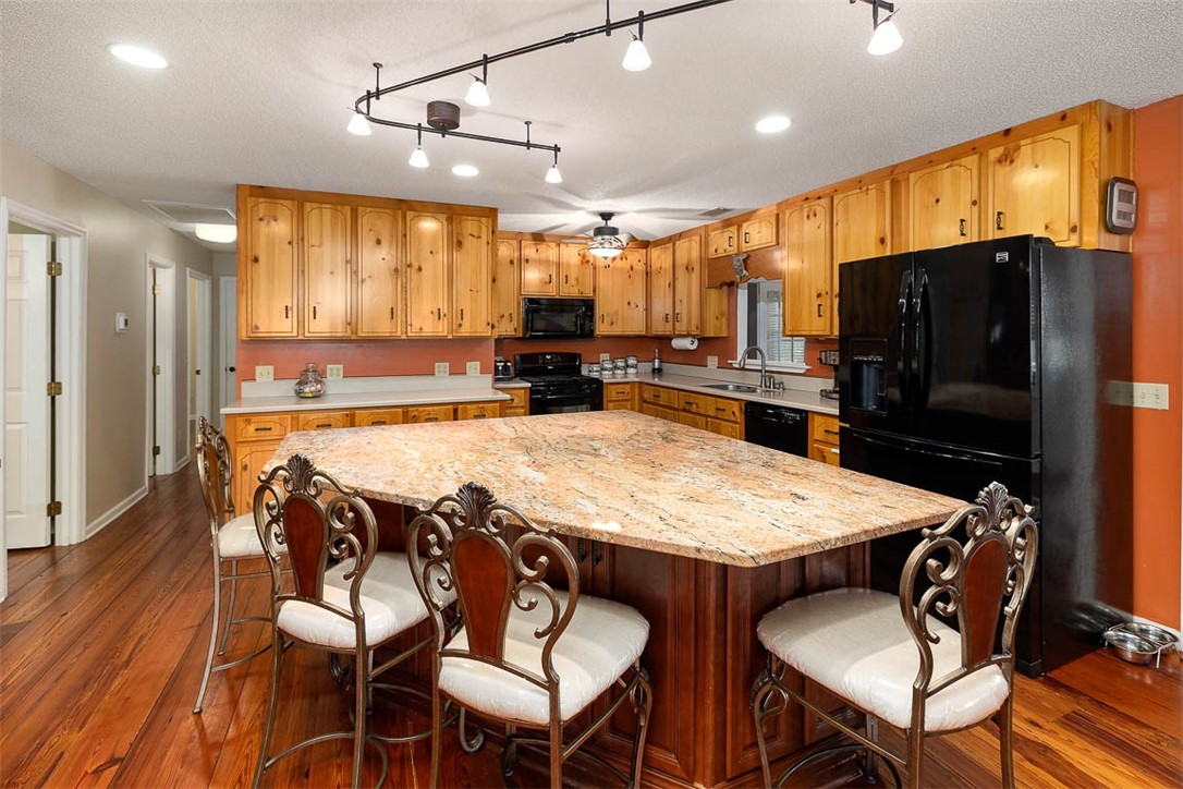 1014 Sea Way Northeast Townsend, GA 31331 - Photo 17 of 54