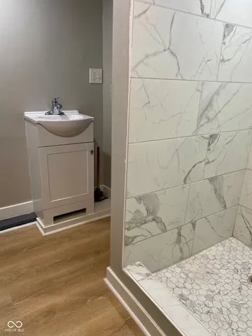 $1,975 | 4561 Winthrop Avenue, Indianapolis, IN 46205