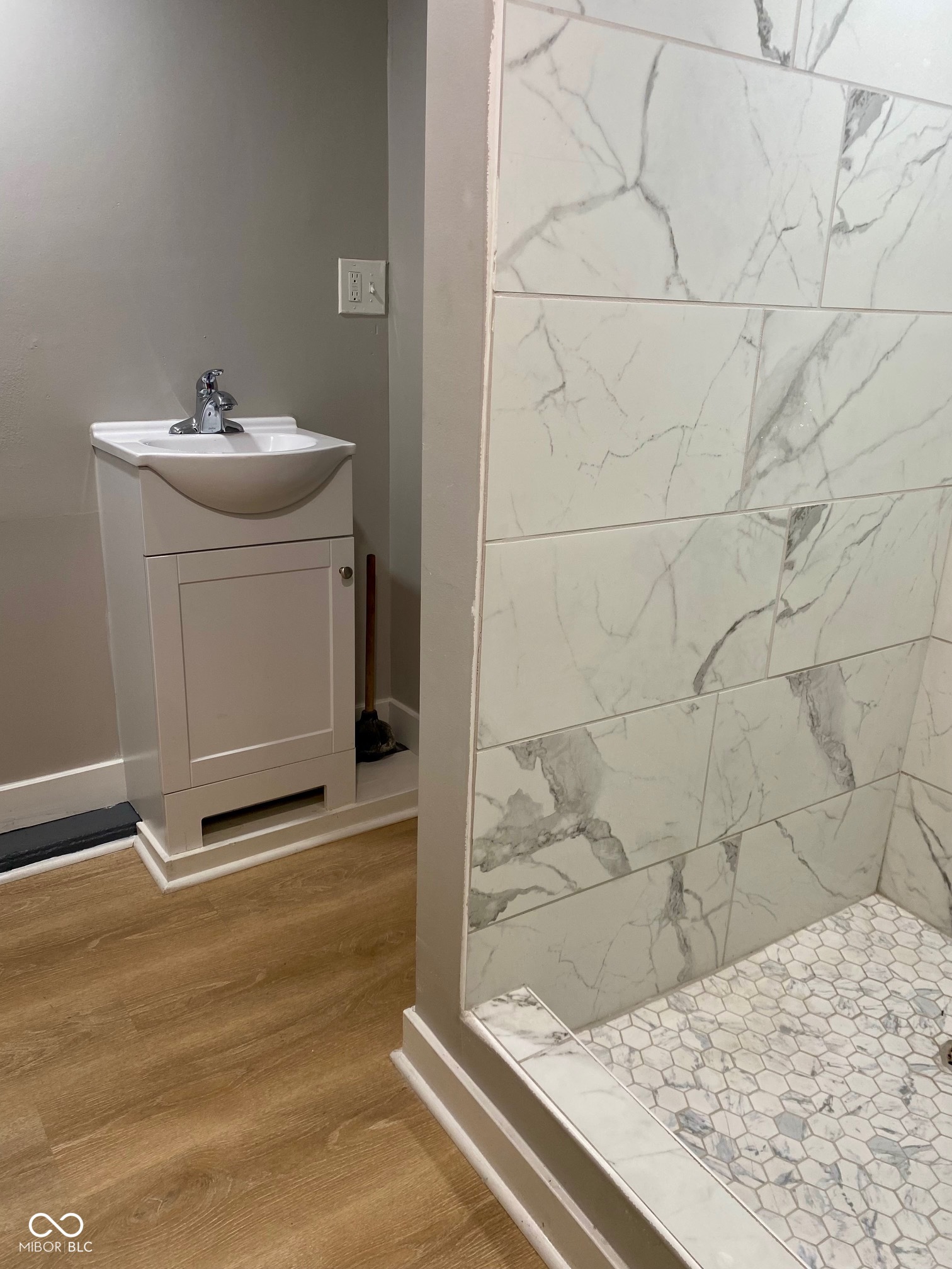 4561 Winthrop Avenue Indianapolis, IN 46205 - Photo 22 of 26