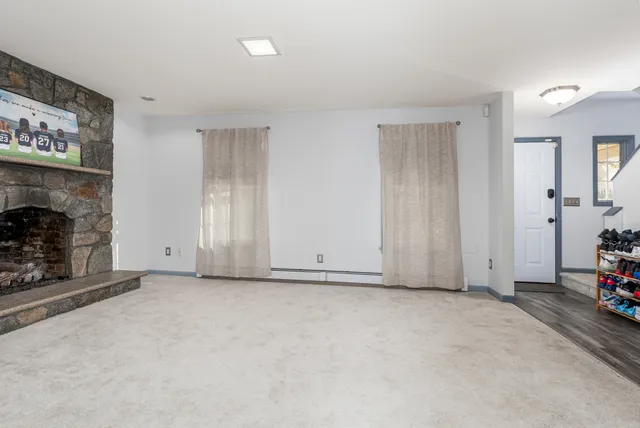 $689,999 | 224 Roses Mill Road, Milford, CT 06460