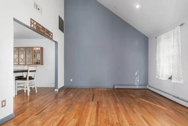 $689,999 | 224 Roses Mill Road, Milford, CT 06460