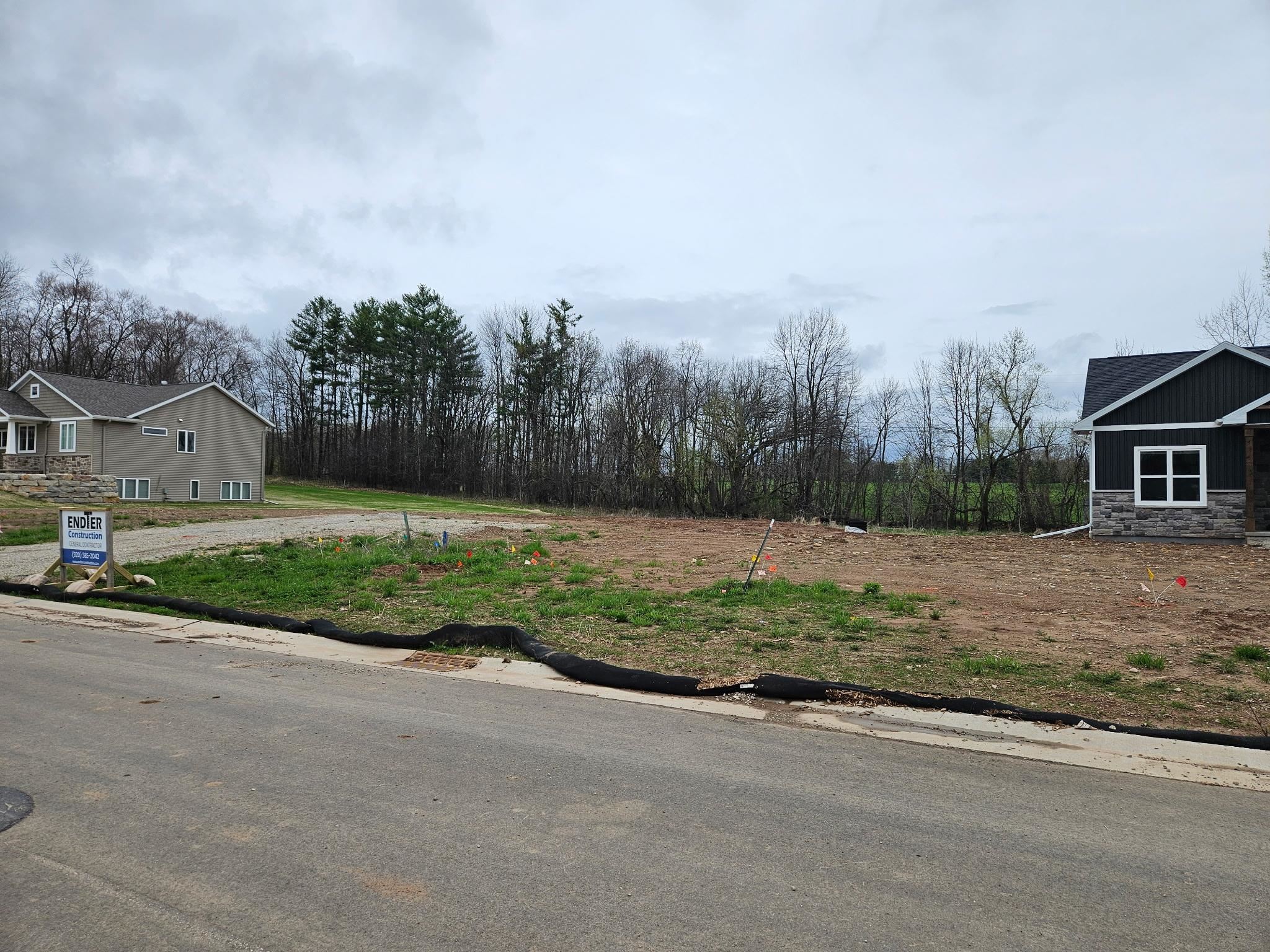 Otis Drive, Unit 60 Greenville, WI 54942 - Photo 2 of 8