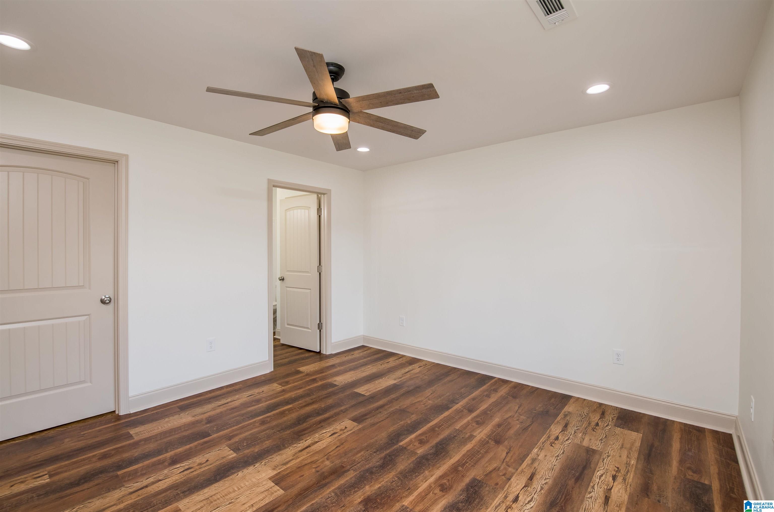 33 County Road 6401 Clanton, AL 35046 - Photo 10 of 15