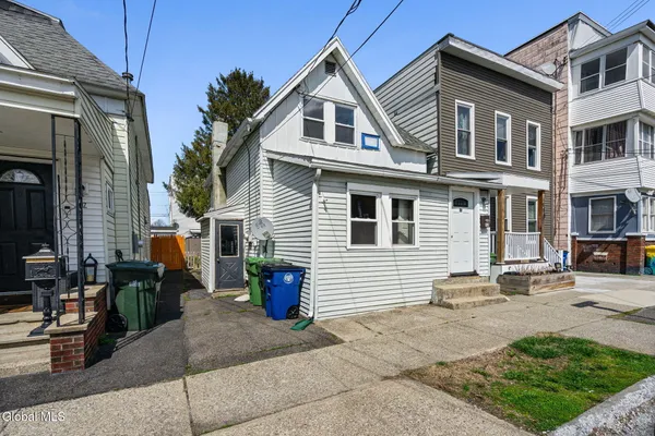 $159,900 | 115 Breslin Avenue, Cohoes, NY 12047