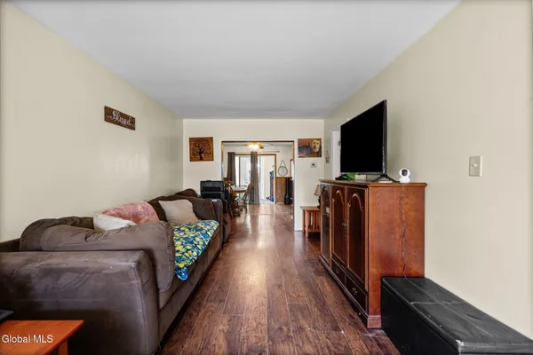 $159,900 | 115 Breslin Avenue, Cohoes, NY 12047