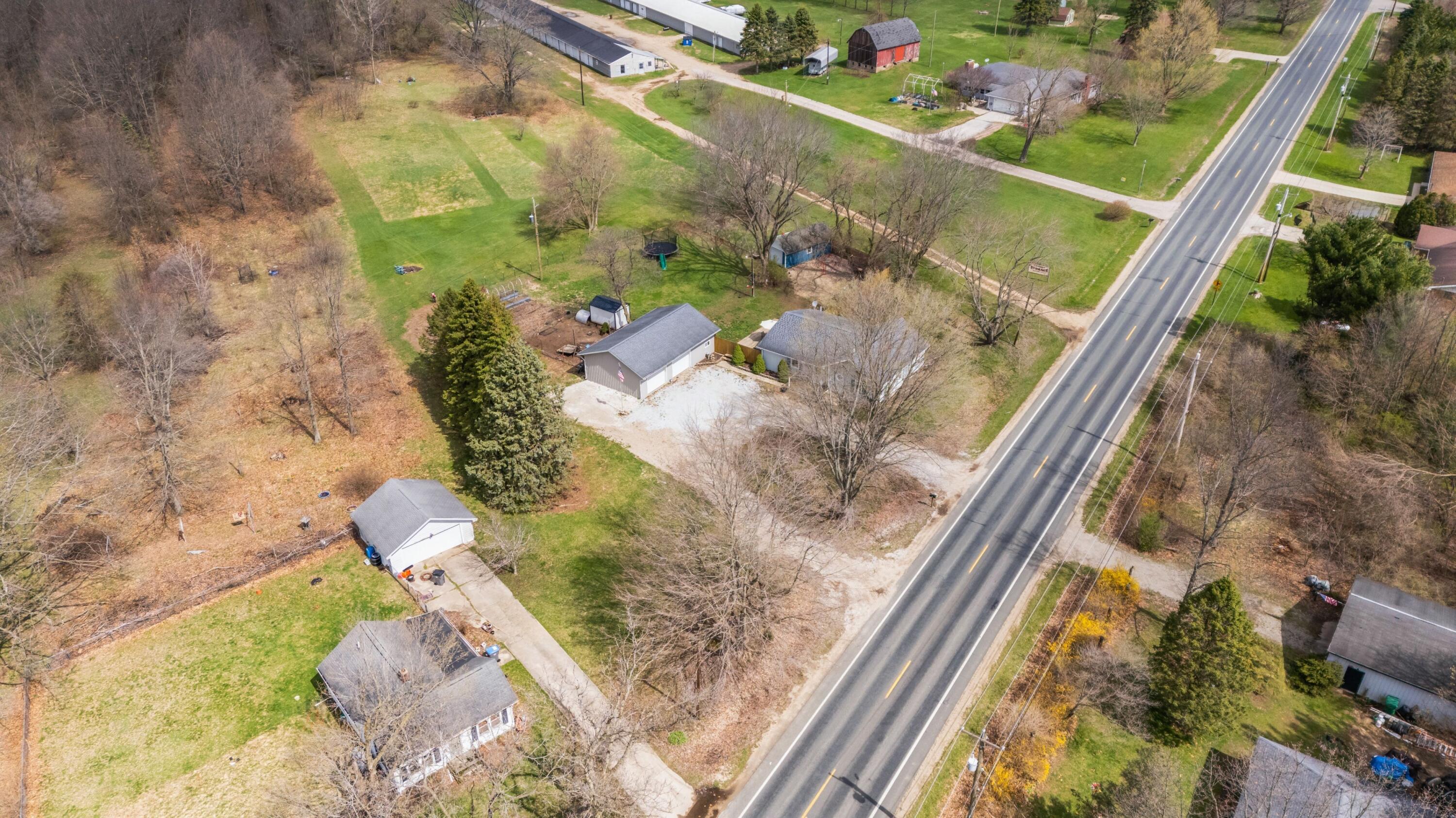 3017 Walton Road Buchanan, MI 49107 - Photo 58 of 69 60DJI_20260406005010_0009_D
