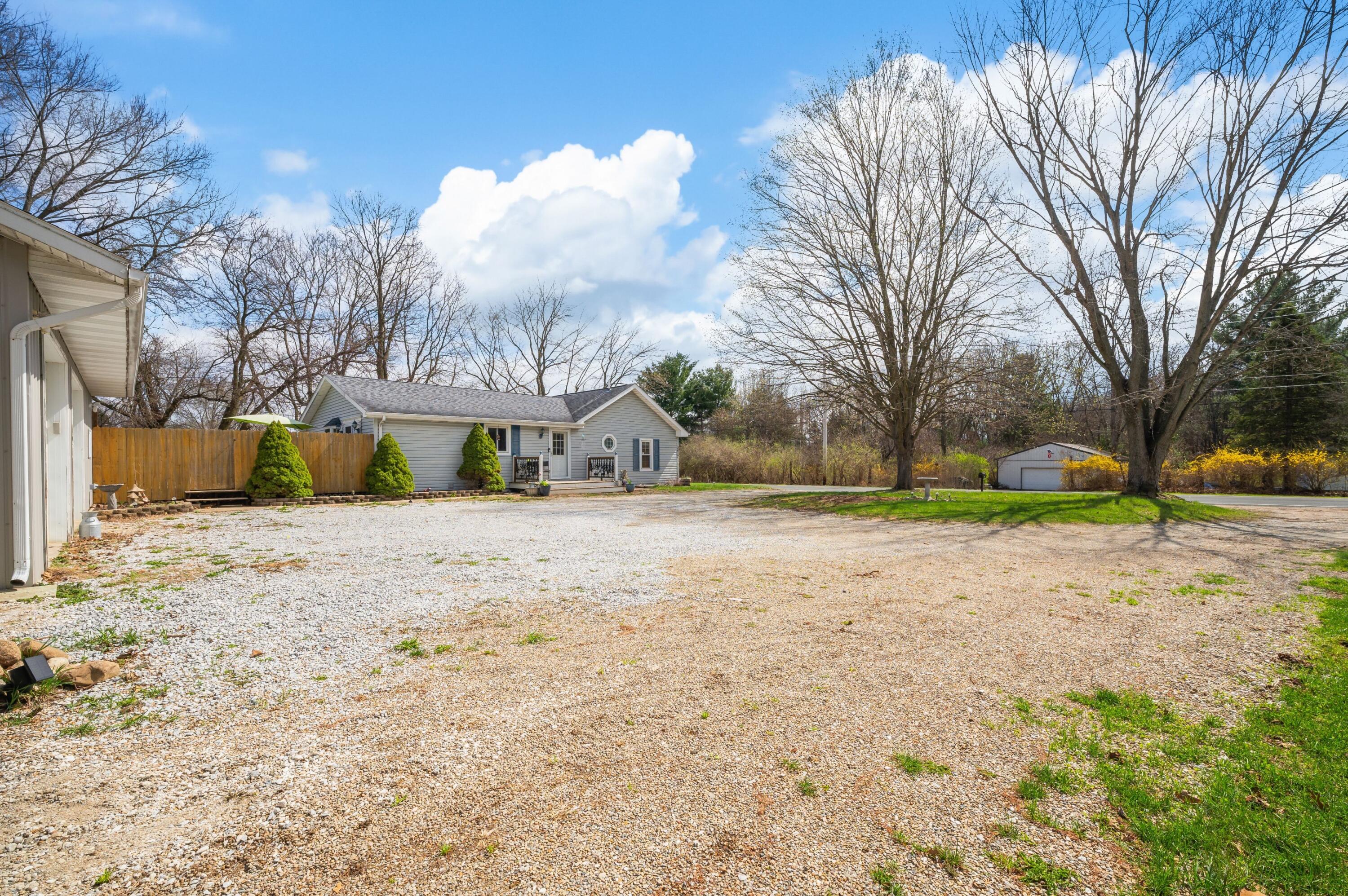 3017 Walton Road Buchanan, MI 49107 - Photo 6 of 69 06DSC_3767