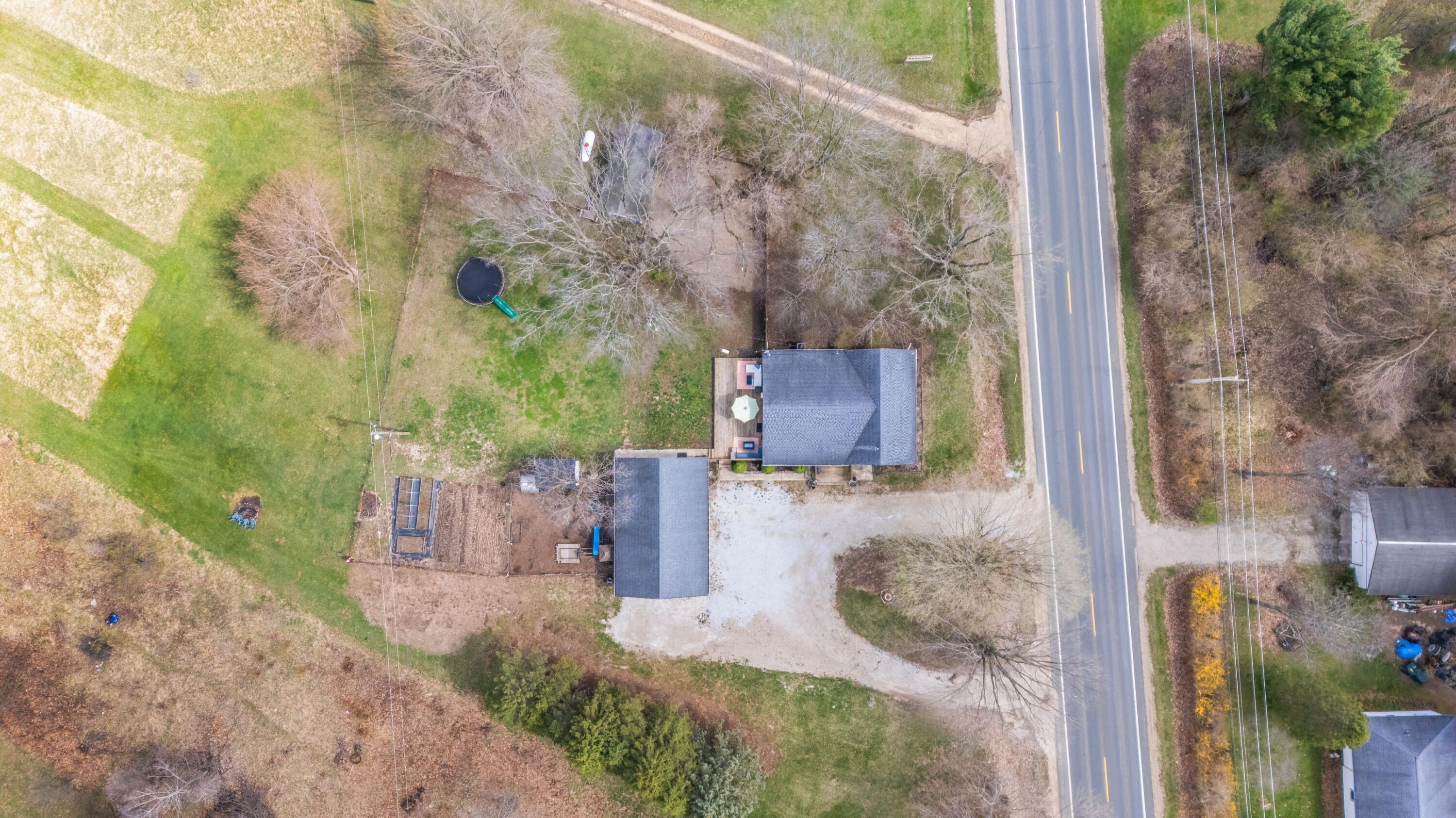 3017 Walton Road Buchanan, MI 49107 - Photo 62 of 69 64DJI_20260406005147_0014_D