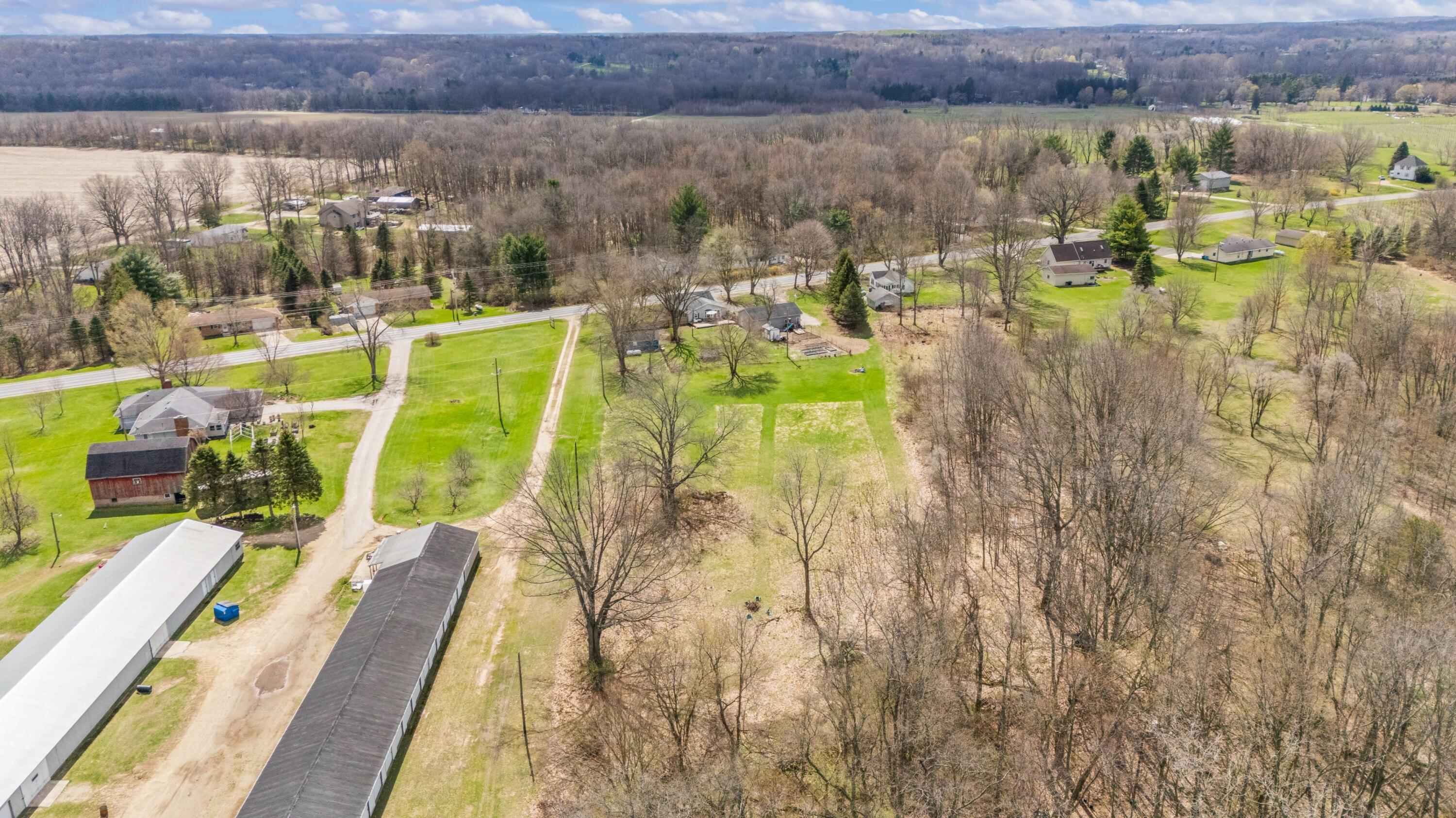 3017 Walton Road Buchanan, MI 49107 - Photo 67 of 69 69DJI_20260406004845_0005_D