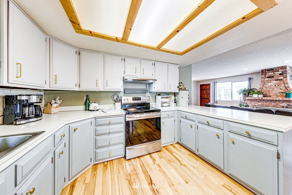 272 North Ridge View Drive Port Angeles, WA 98362 - Photo 14 of 35 Gallery Image 14