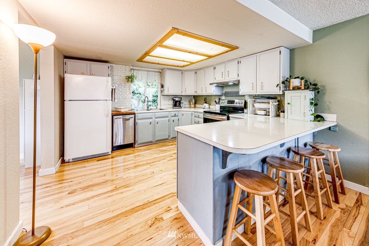 272 North Ridge View Drive Port Angeles, WA 98362 - Photo 10 of 35 Gallery Image 10