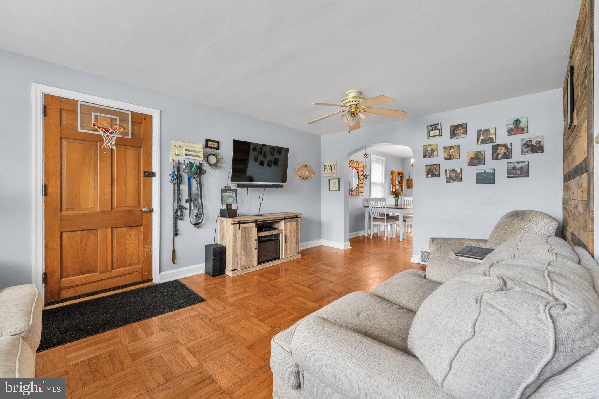 507 Perry Street Ridley Park, PA 19078 - Photo 6 of 23