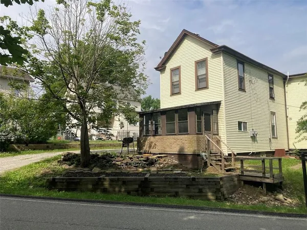 $115,000 | 4974 Williamsport Road, Elizabeth, PA 15037