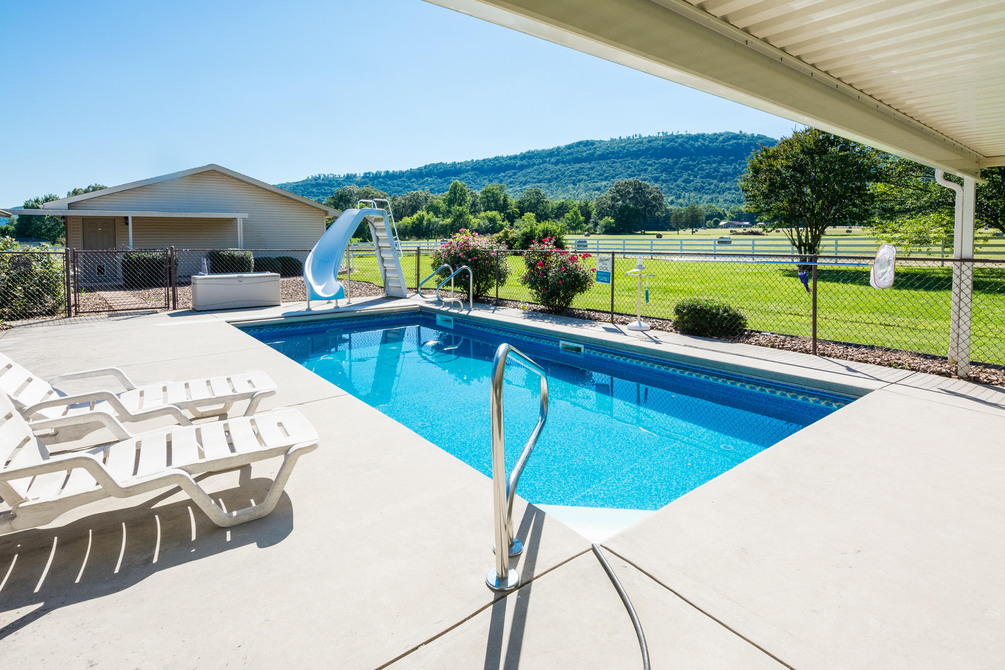 5019 West Valley Road Dunlap, TN 37327 - Photo 40 of 42 Pool