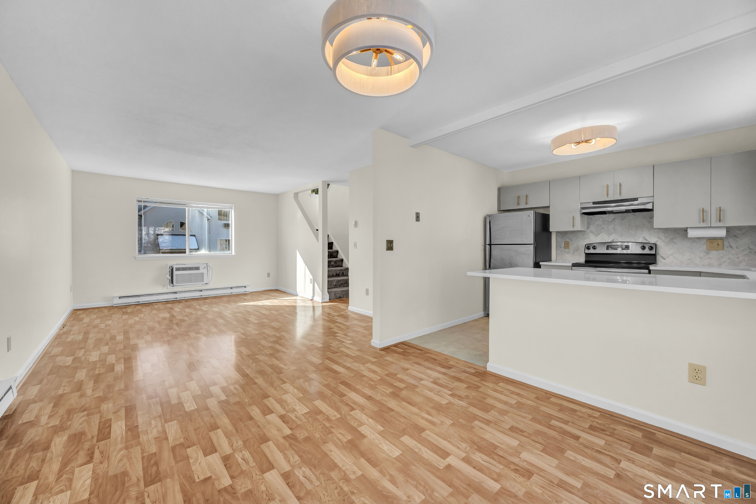 925 Oronoke Road, Unit 14F Waterbury, CT 06708 - Photo 2 of 38