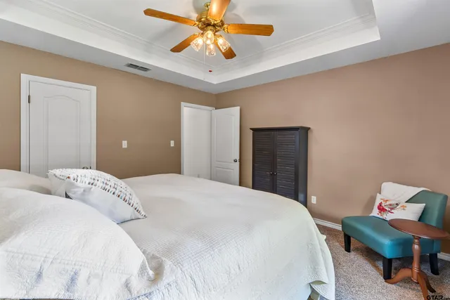 $640,000 | 19422 County Road 1321, Flint, TX 75762