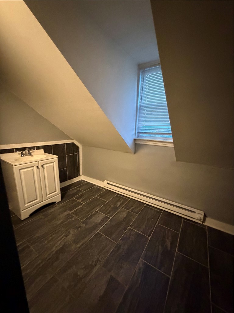 27 Robin Street Providence, RI 02908 - Photo 15 of 26