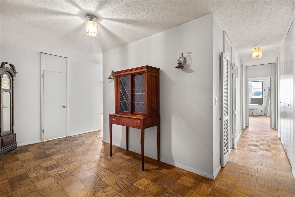 65 East India Row, Unit 6B Boston, MA 02110 - Photo 12 of 28