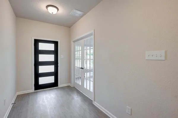 $329,975 | 1233 Anderson Drive, Trenton, TX 75490