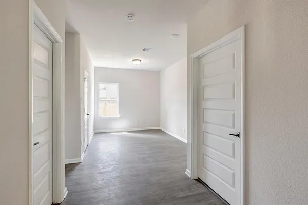 $329,975 | 1233 Anderson Drive, Trenton, TX 75490