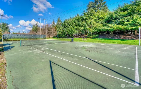 $569,950 | 13872 Northeast 60th Way, Unit 114, Redmond, WA 98052