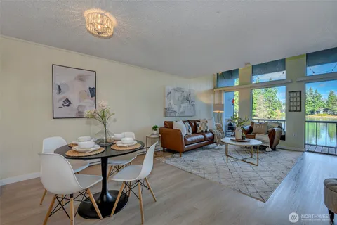 $569,950 | 13872 Northeast 60th Way, Unit 114, Redmond, WA 98052