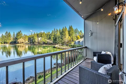 $569,950 | 13872 Northeast 60th Way, Unit 114, Redmond, WA 98052