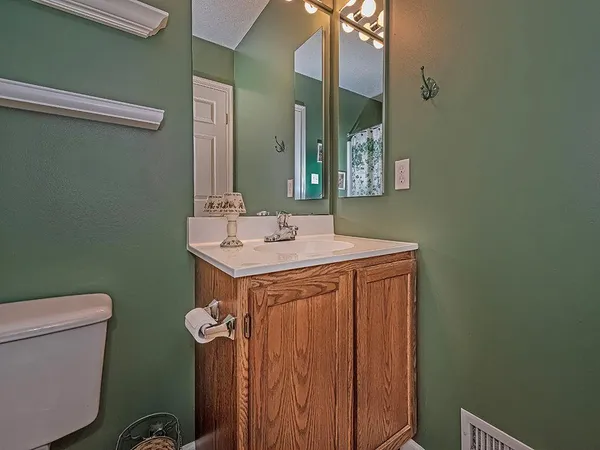 $360,000 | 6054 Belle Terre Court, Bridgeville, PA 15017