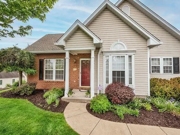 $360,000 | 6054 Belle Terre Court, Bridgeville, PA 15017