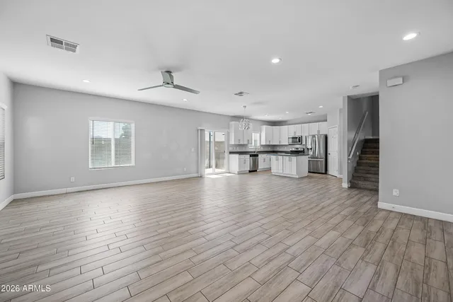 $2,100 | 1013 East Odeum Lane, Phoenix, AZ 85040