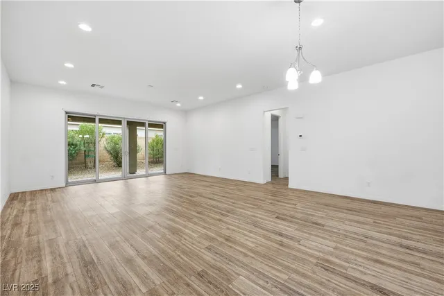 $649,000 | 10121 Ocher Valley Avenue, Las Vegas, NV 89178