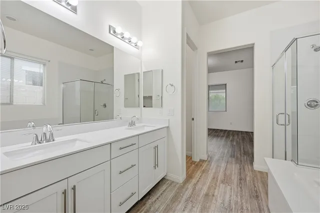 $649,000 | 10121 Ocher Valley Avenue, Las Vegas, NV 89178